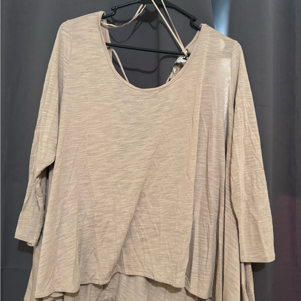 American Eagle Outfitters Cream Long Sleeve Top